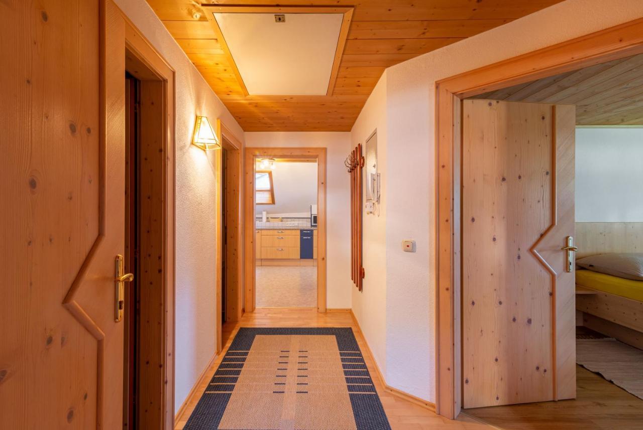Haus St. Bernard Apartment เพทท์นอย อัม อาร์ลแบร์ก ภายนอก รูปภาพ