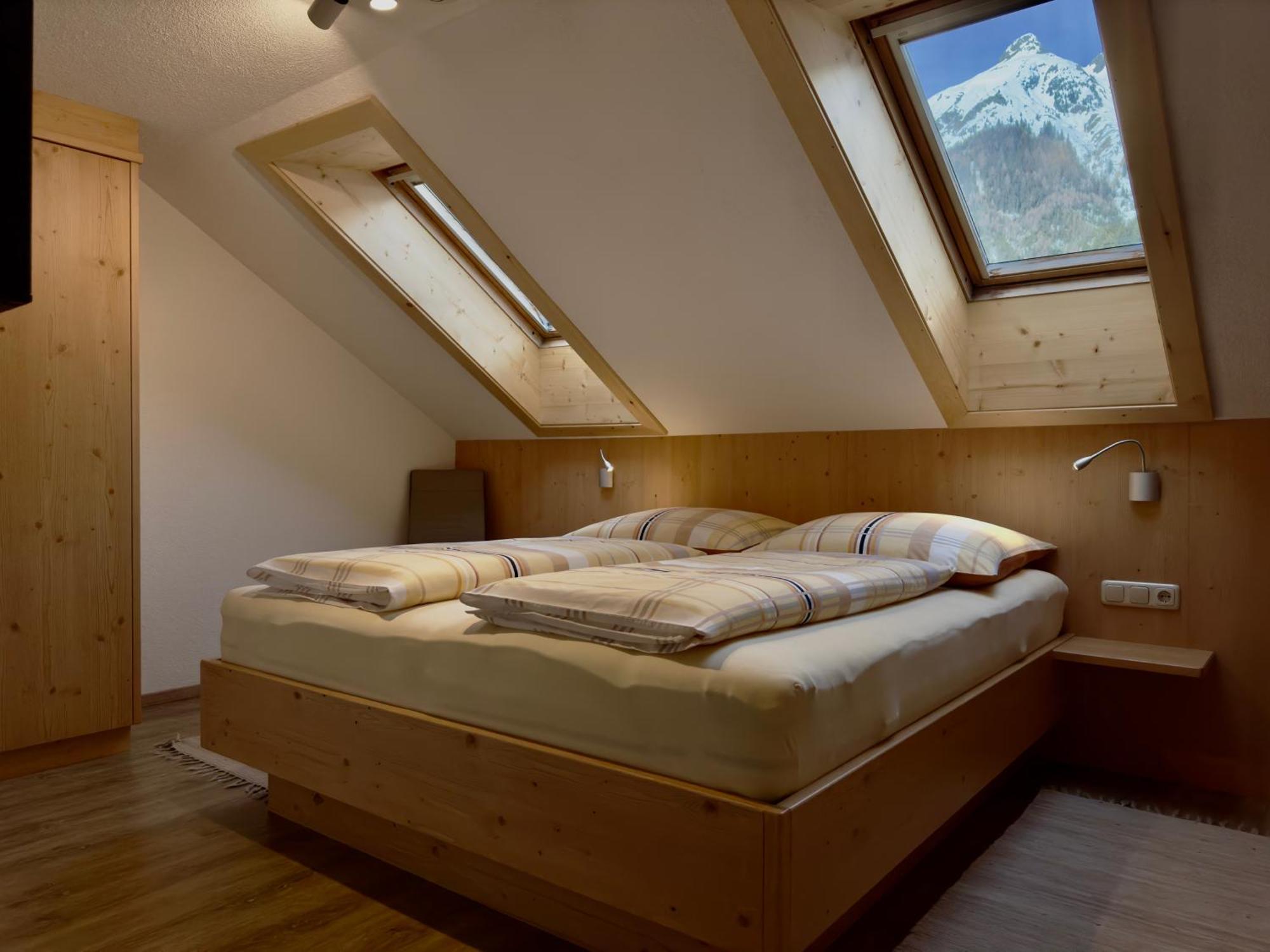 Haus St. Bernard Apartment เพทท์นอย อัม อาร์ลแบร์ก ภายนอก รูปภาพ