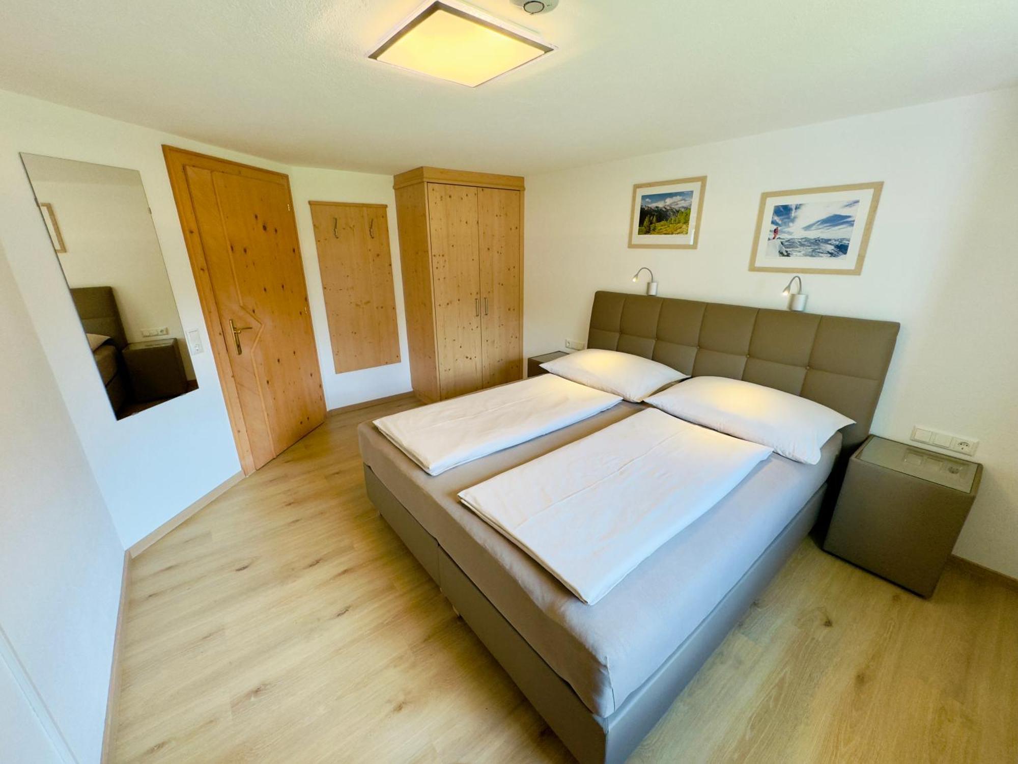 Haus St. Bernard Apartment เพทท์นอย อัม อาร์ลแบร์ก ภายนอก รูปภาพ